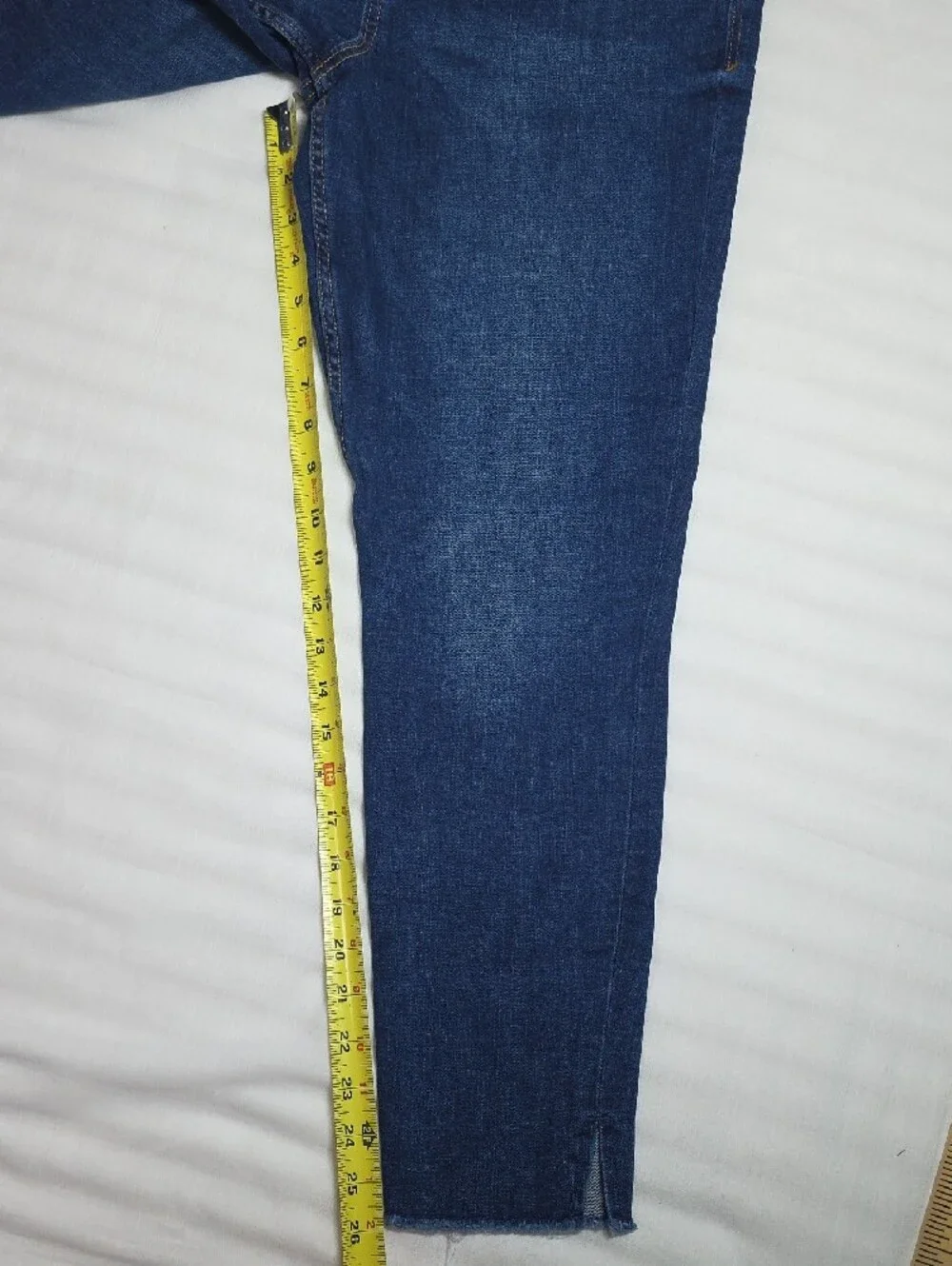 0788 Old Navy Dark Blue Ankle Skinny Jeans; 12
